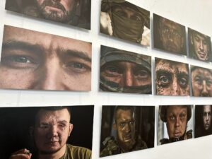 У Києві відкрилась вражаюча виставка про жахіття війни